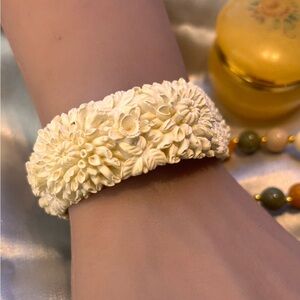 Vintage Carved Celluloid Floral Ivory Flower Hinged Bracelet